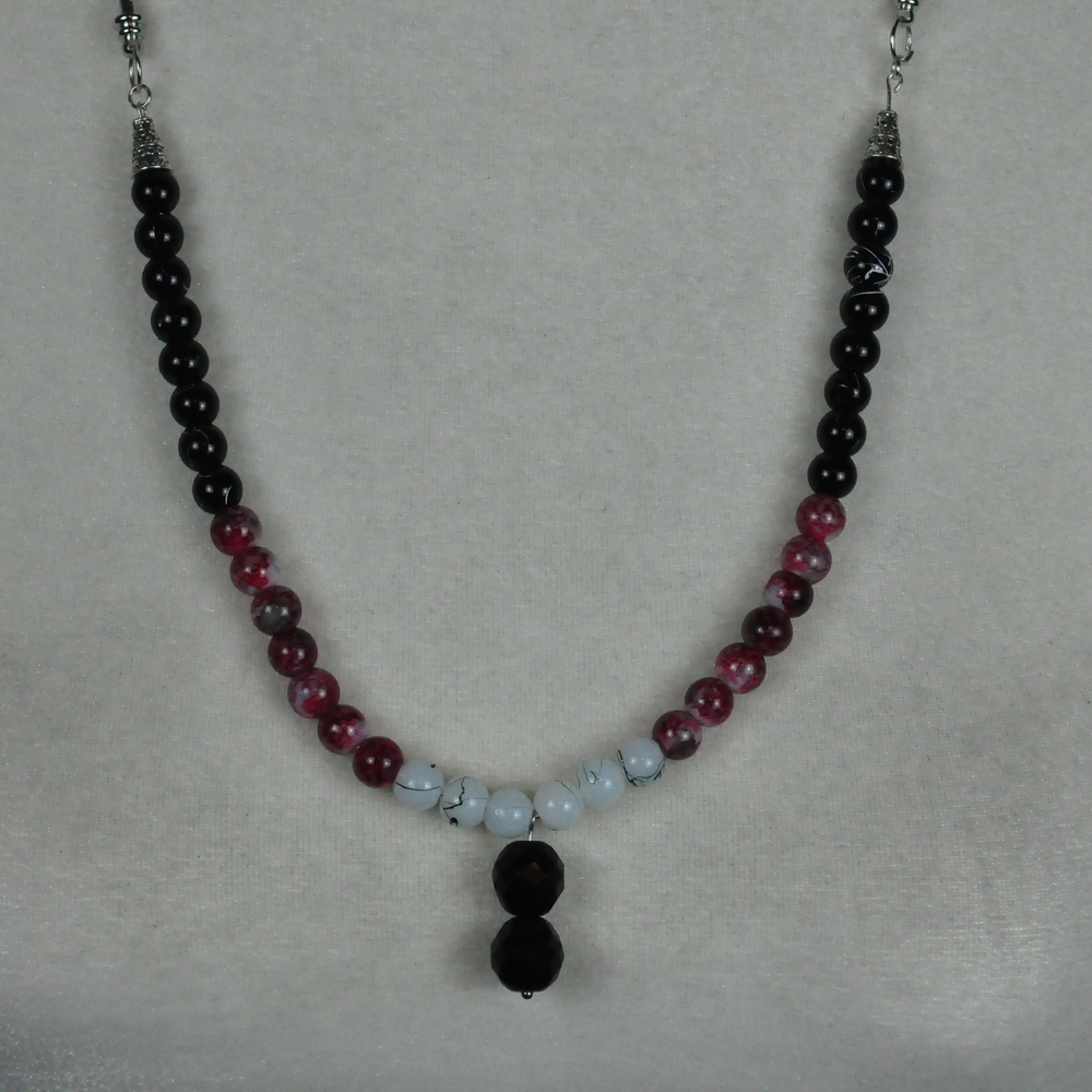 Elegant Black and Red Beaded Necklace